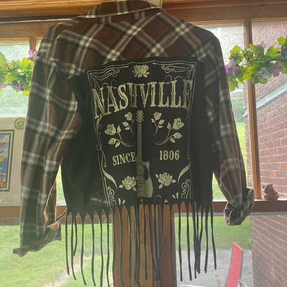 Nashville cropped custom made flannel - Picture 3 of 3